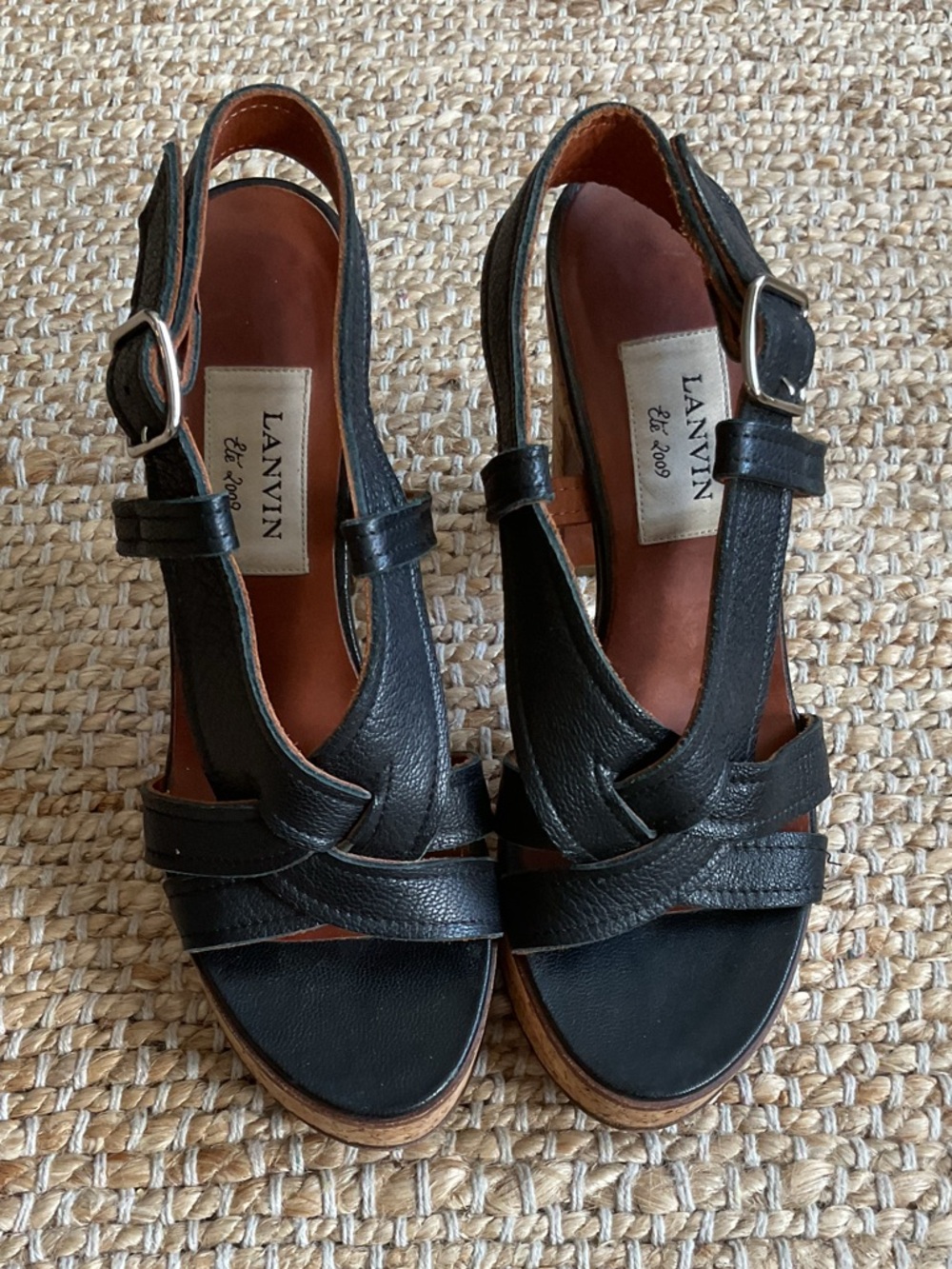 Lanvin Paris black leather strappy platform cirk wedge. 6.6/36.5